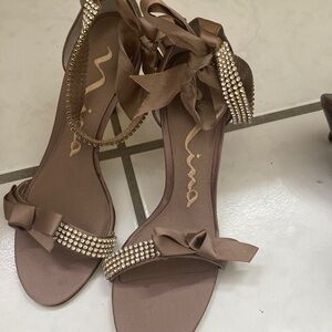 Nina Brown Ballerina Bow Inspired Heels